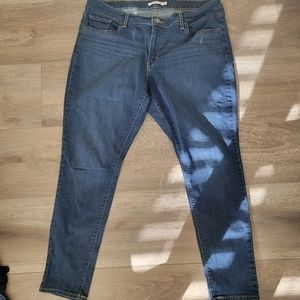 Size 18W 711 Skinny Levi's